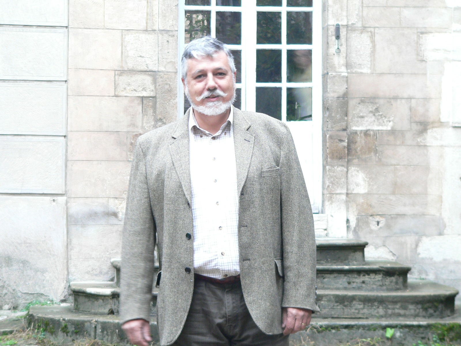 Perfil de Chamseddine